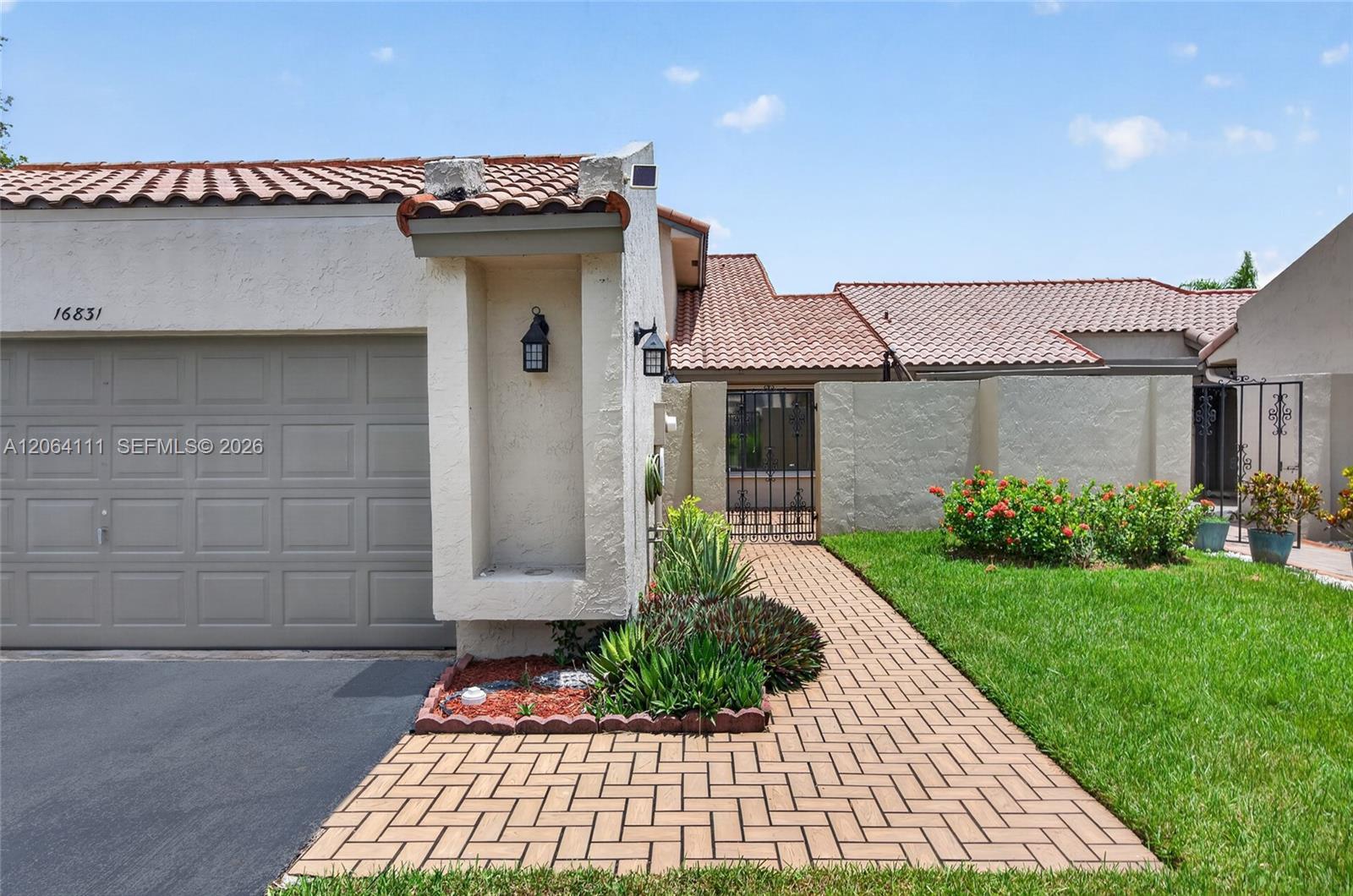 16831 Patio Village Ln, Weston FL 33326 photo 4