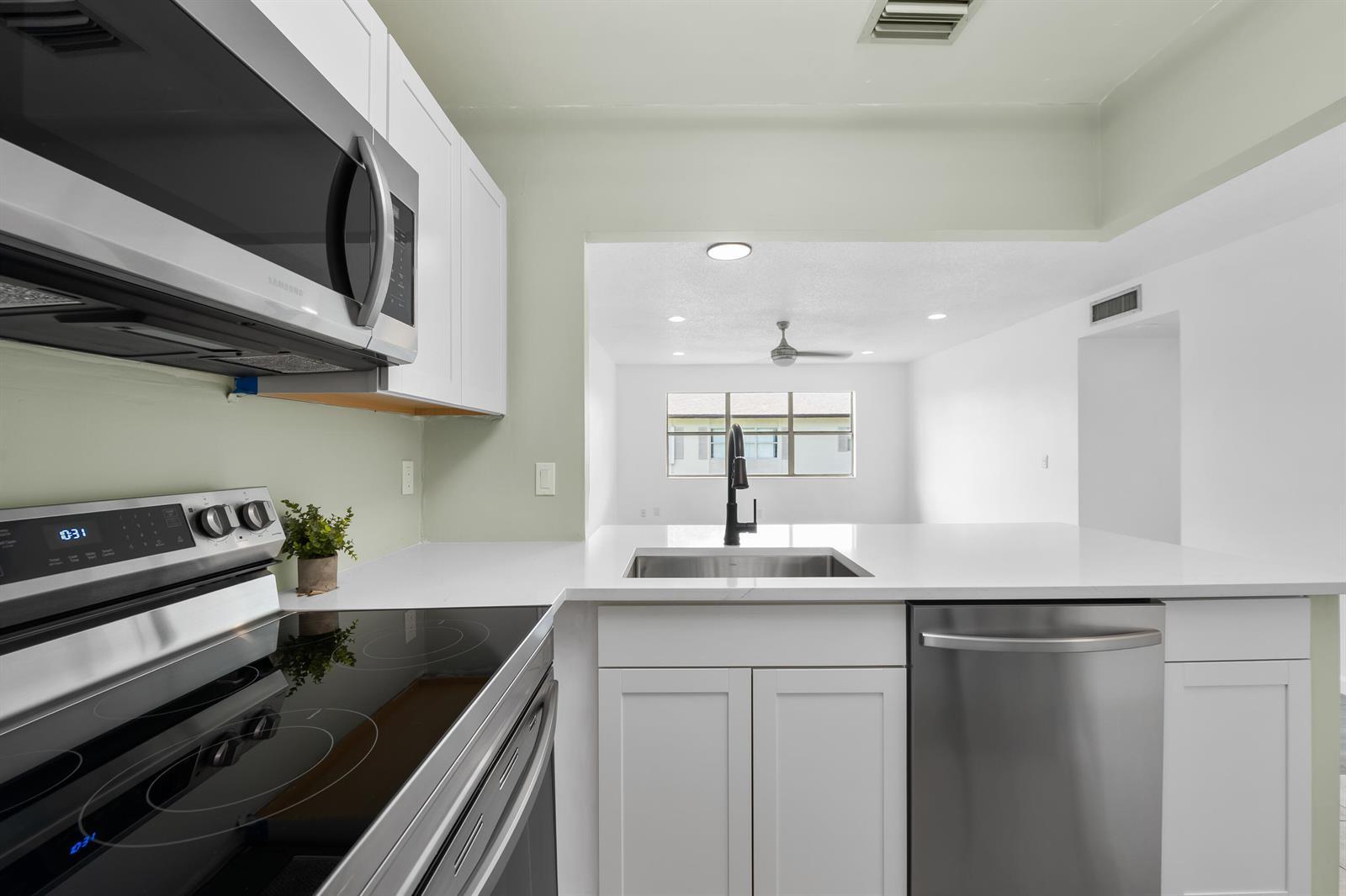 600 SE 2ND Avenue # K22, Deerfield Beach FL 33441 photo 5