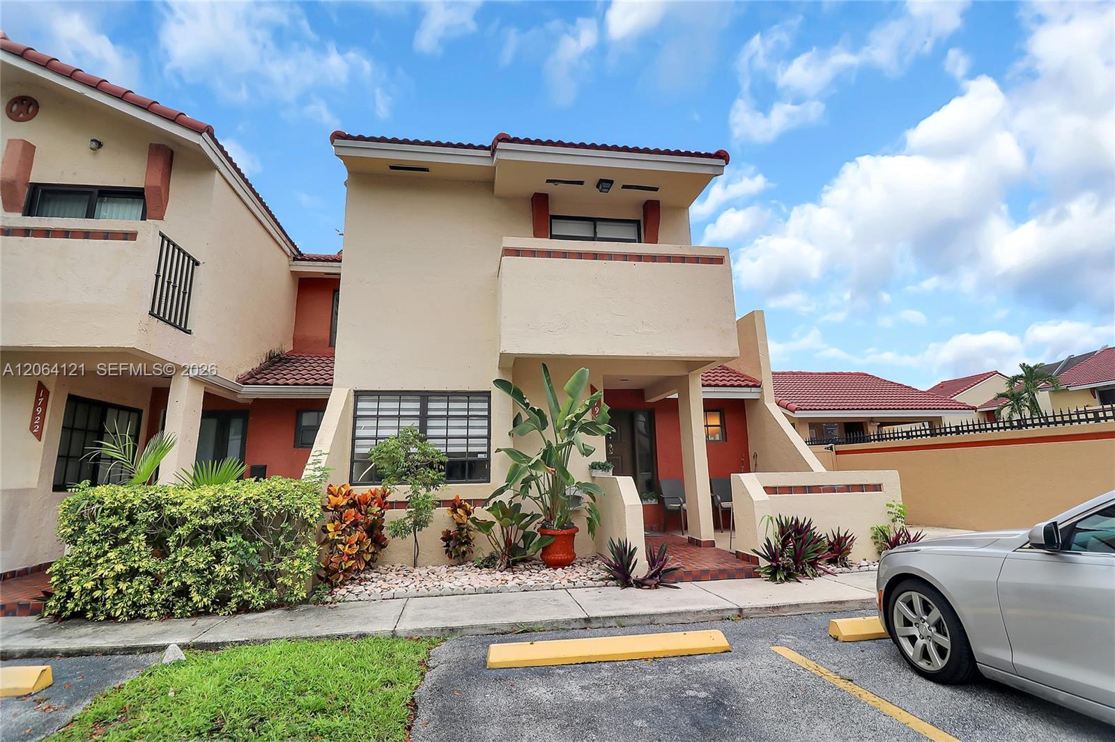 17920 NW 68th Ave # 31, Hialeah FL 33015