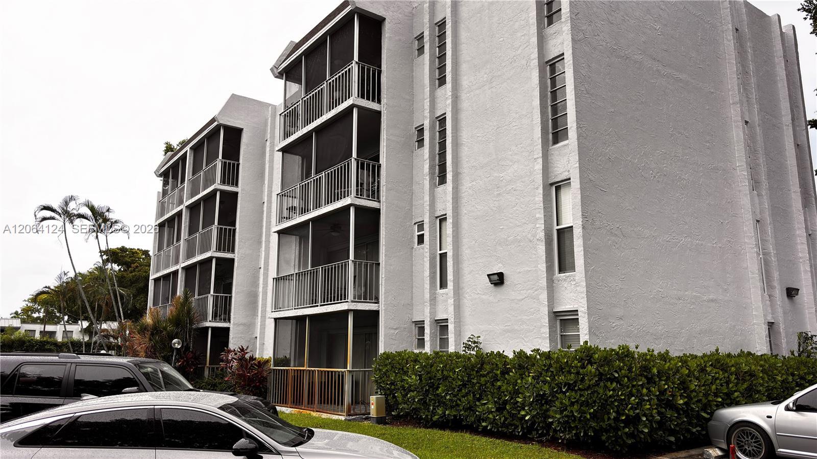 483 N Pine Island Rd # C305, Plantation FL 33324 photo 2