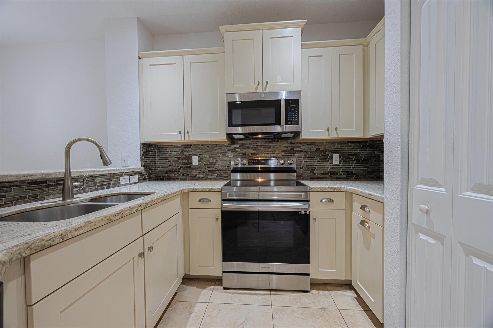 2646 Webb Avenue, Delray Beach FL 33444 photo 5