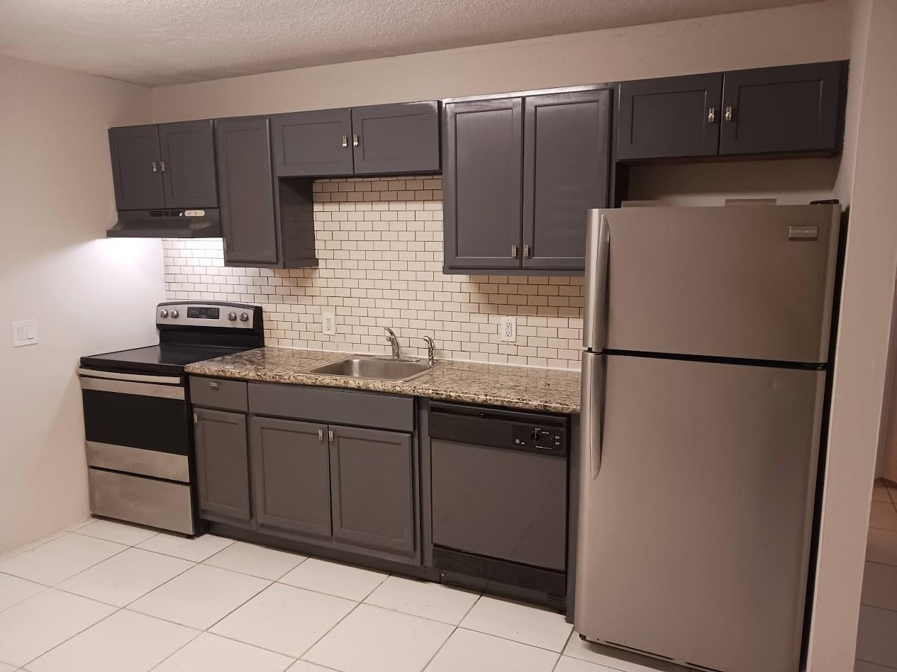 706 NW 6th Street, Hallandale Beach FL 33009 photo 2