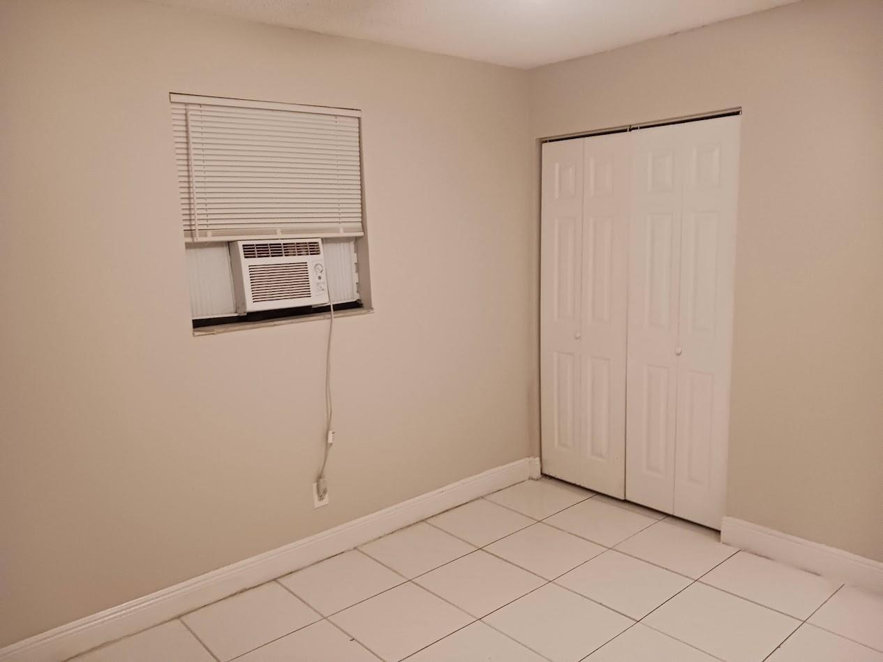 706 NW 6th Street, Hallandale Beach FL 33009 photo 5