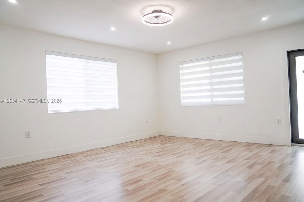 10860 SW 217th Ter, Miami FL 33170 photo 5