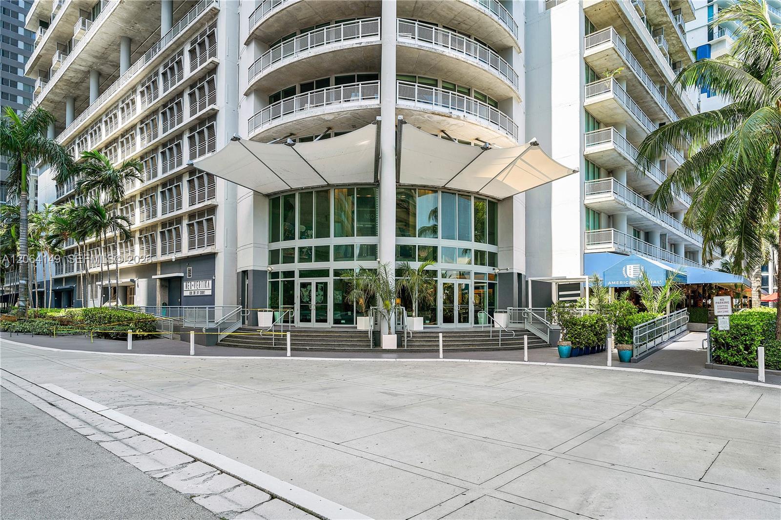 690 SW 1st Ct # 3102, Miami FL 33130 photo 2