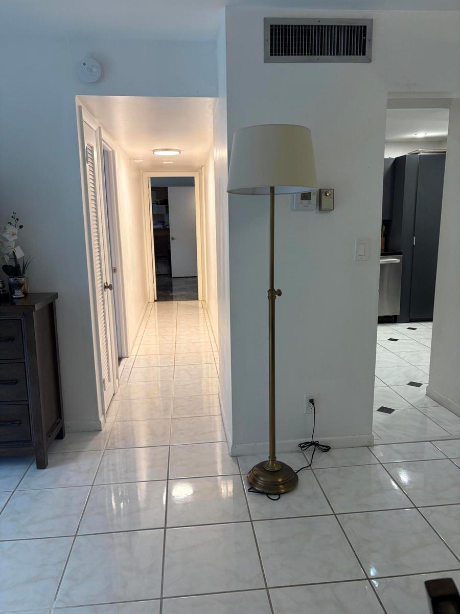 3113 S OCEAN Drive # 209, Hallandale Beach FL 33009 photo 3