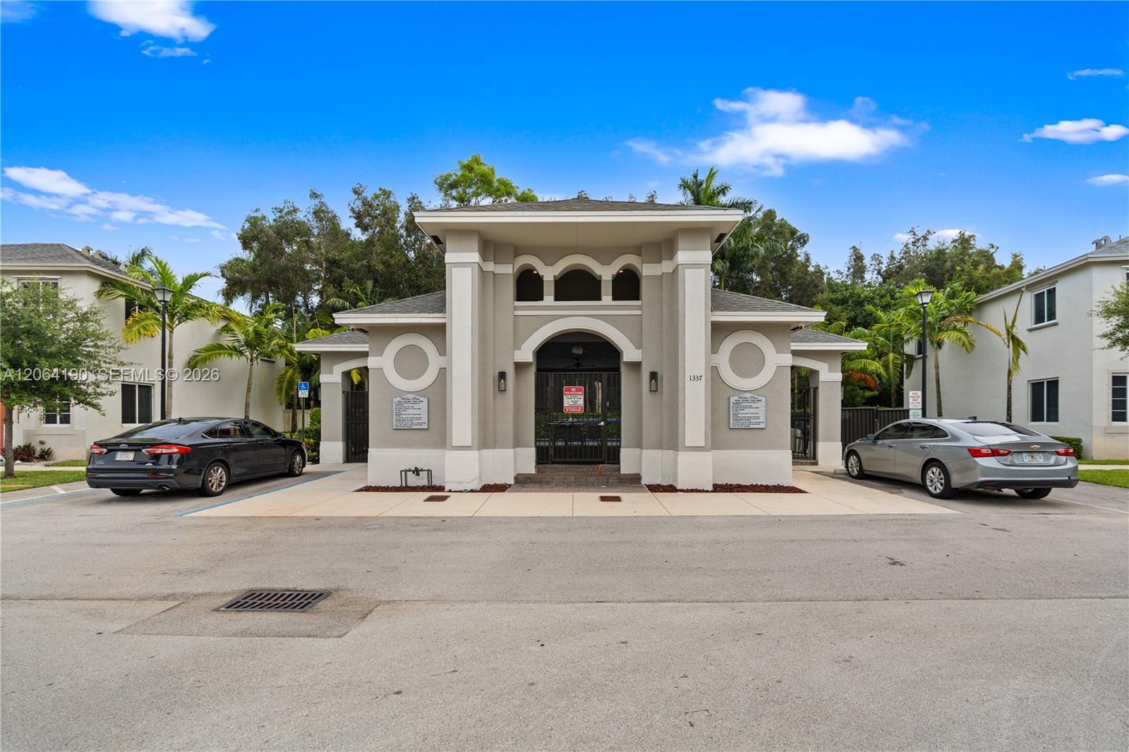 1385 NW 208th Ter # 1385, Miami Gardens FL 33169 photo 3