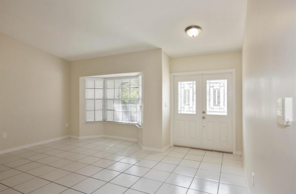15341 SW 139th Street, Miami FL 33196 photo 2
