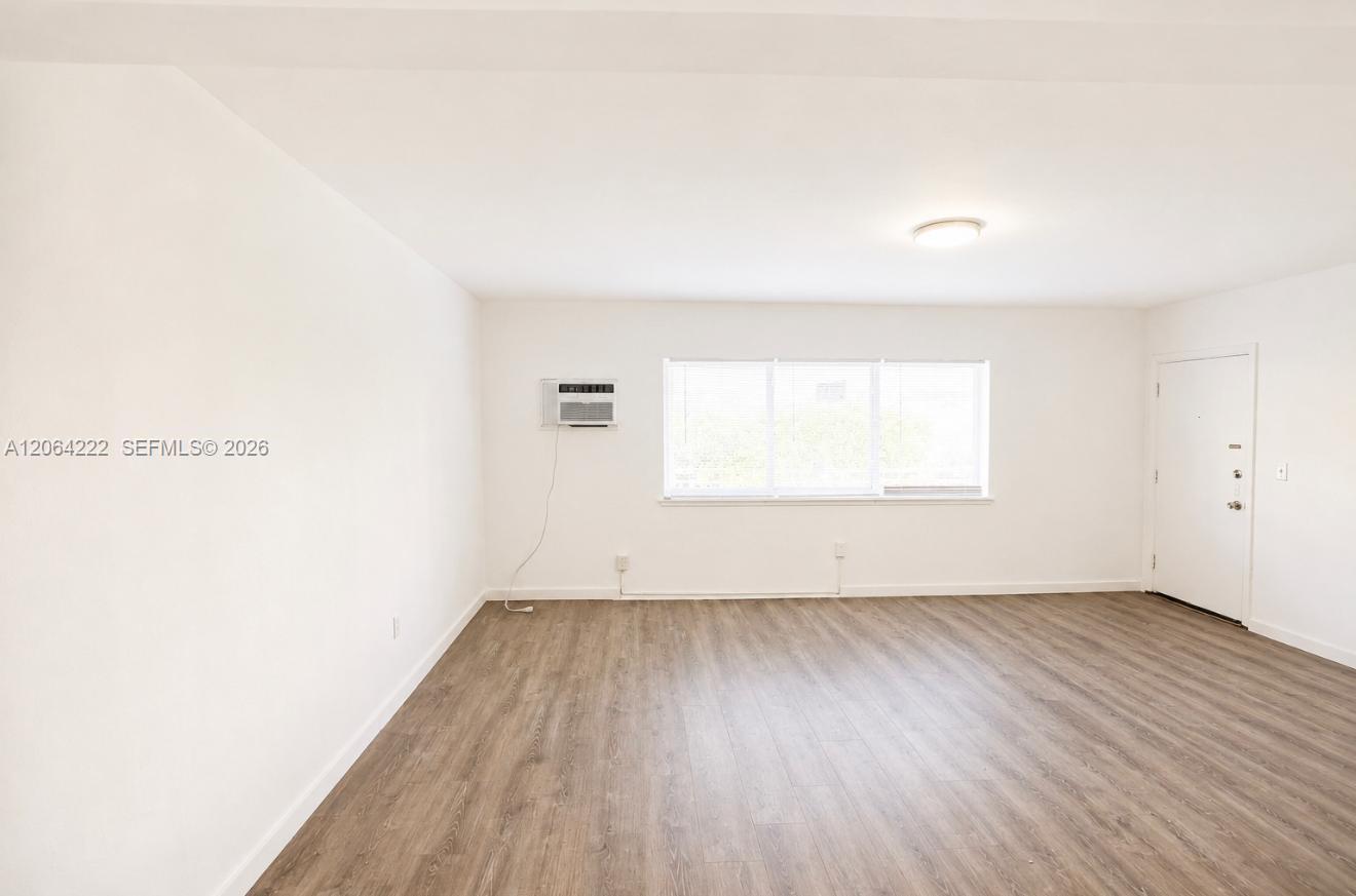 7600 Dickens Ave # 2, Miami Beach FL 33141 photo 2