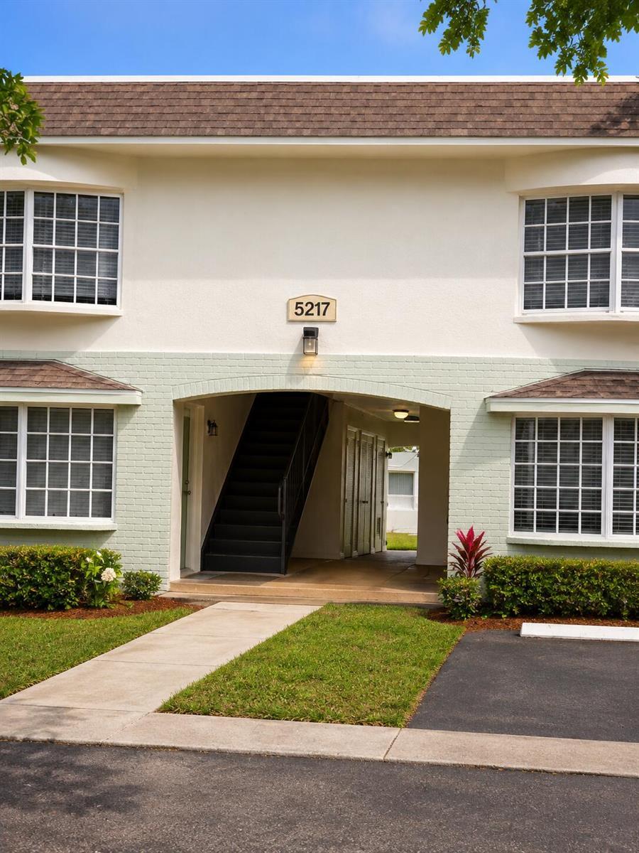 5217 NW 18th Street # 3D, Lauderhill FL 33313 photo 3