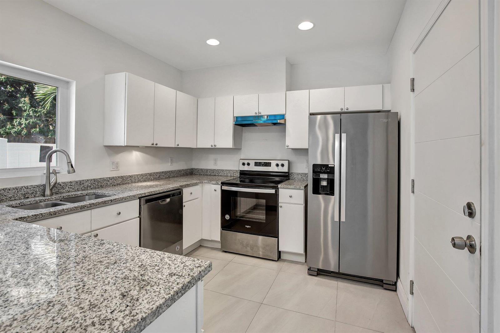 1102 S 20TH Avenue # 1102, Hollywood FL 33020 photo 3