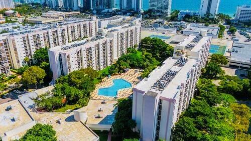 17011 N BAY Road # 104, Sunny Isles Beach FL 33160 photo 3