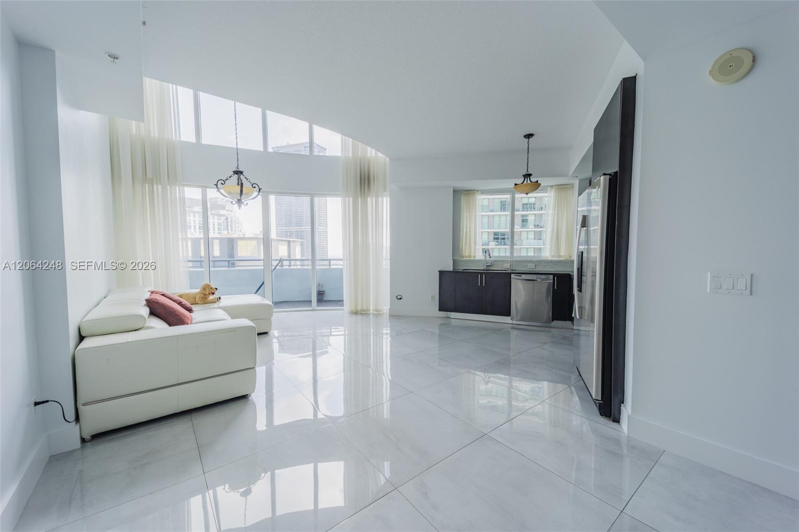 60 SW 13th St # 3424, Miami FL 33130 photo 3