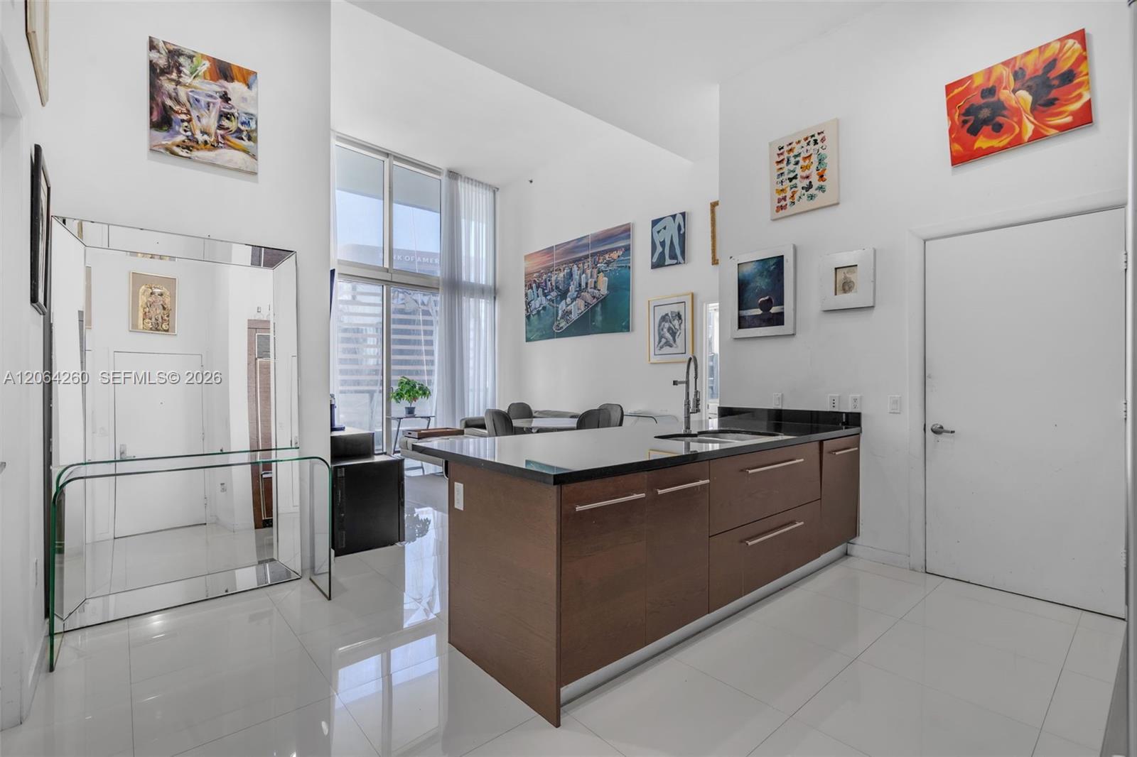 475 Brickell Ave # 2813, Miami FL 33131