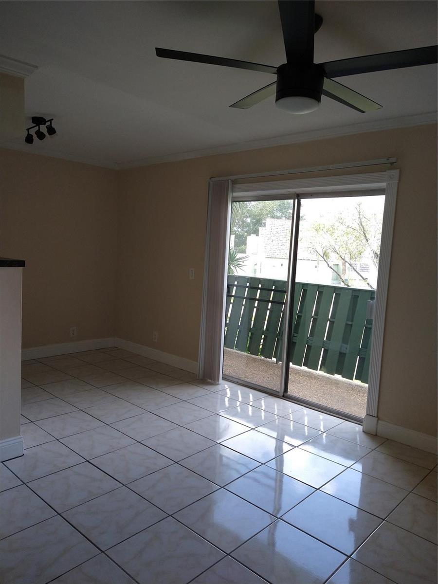 8903 NW 28th Drive # 8B, Coral Springs FL 33065 photo 4