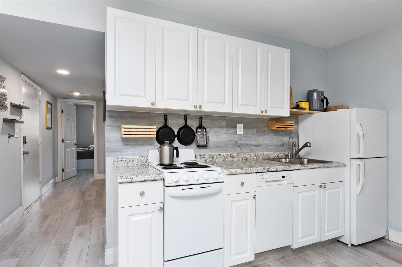 505 NE 20TH Avenue # 112, Deerfield Beach FL 33441 photo 4