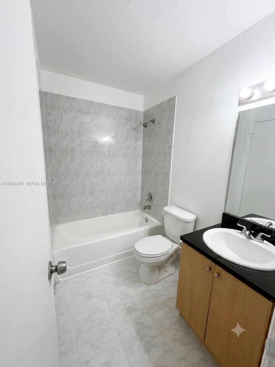 7220 NW 179 St # 201, Hialeah FL 33015 photo 3