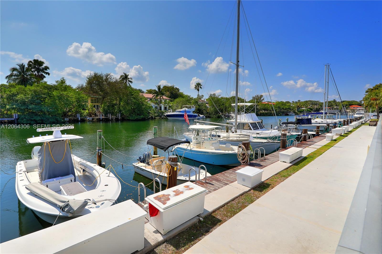 100 EDGEWATER DR # 305, Coral Gables FL 33133 photo 3