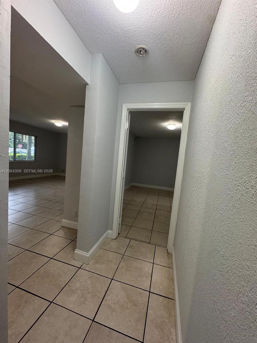 4271 NW 5th St # 130, Plantation FL 33317 photo 2