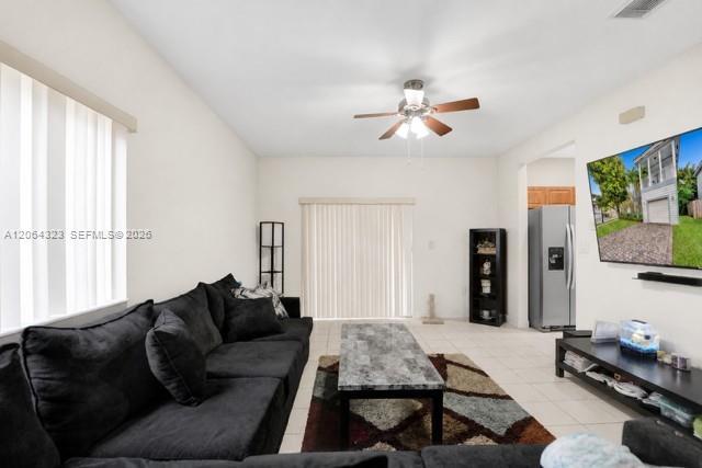 385 NE 31st Ave, Homestead FL 33033 photo 3