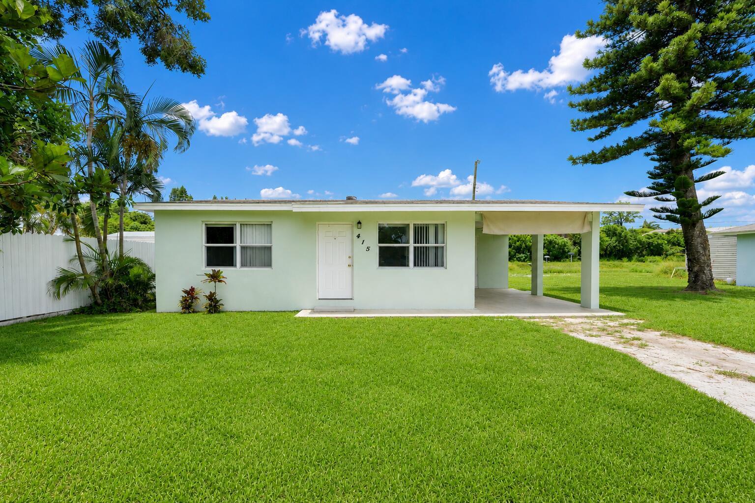 415 FLEMING Avenue, FL 33463 photo 3