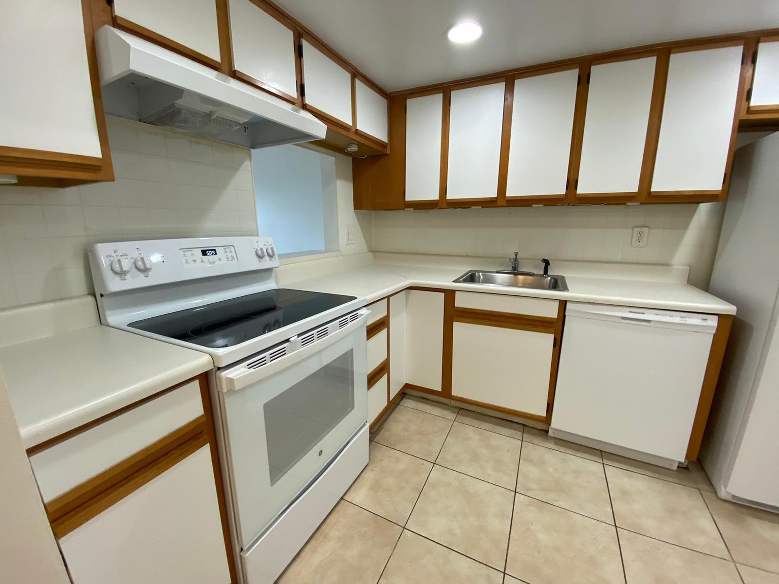 4304 NW 9TH Avenue # 3B, Deerfield Beach FL 33064 photo 2