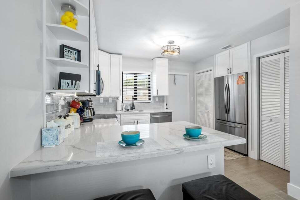 2013 Wilkins Avenue, West Palm Beach FL 33401 photo 5