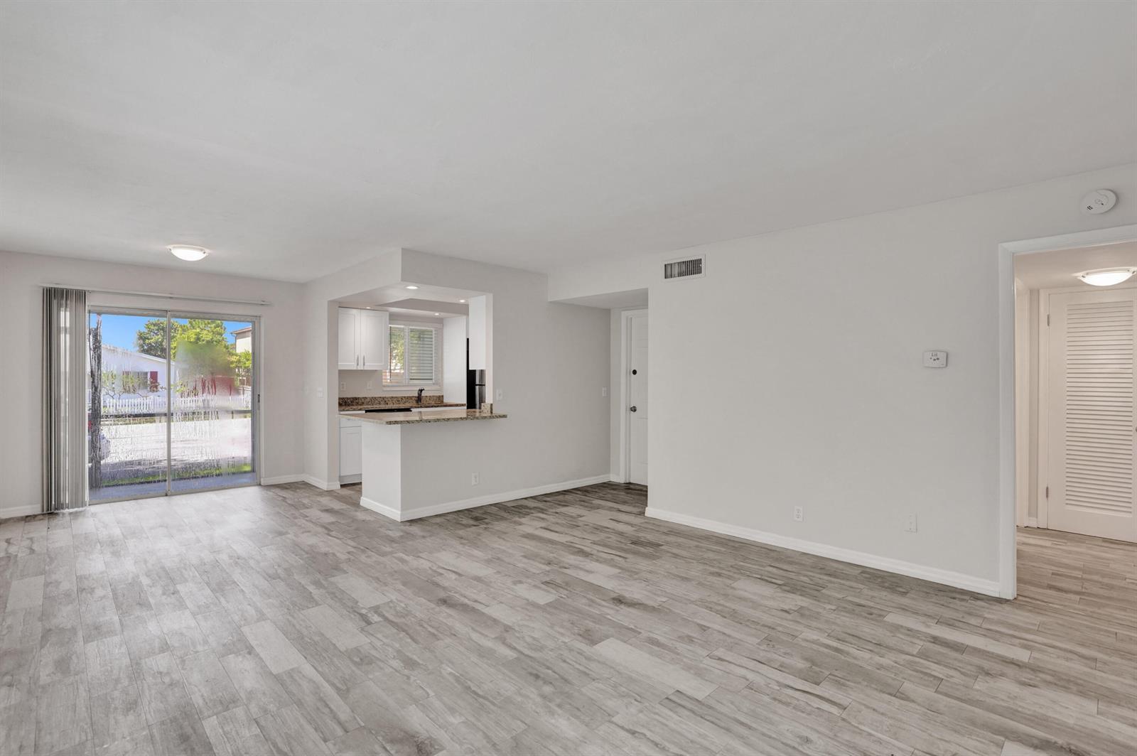 115 SW 1ST Avenue # 1, Boynton Beach FL 33435 photo 3