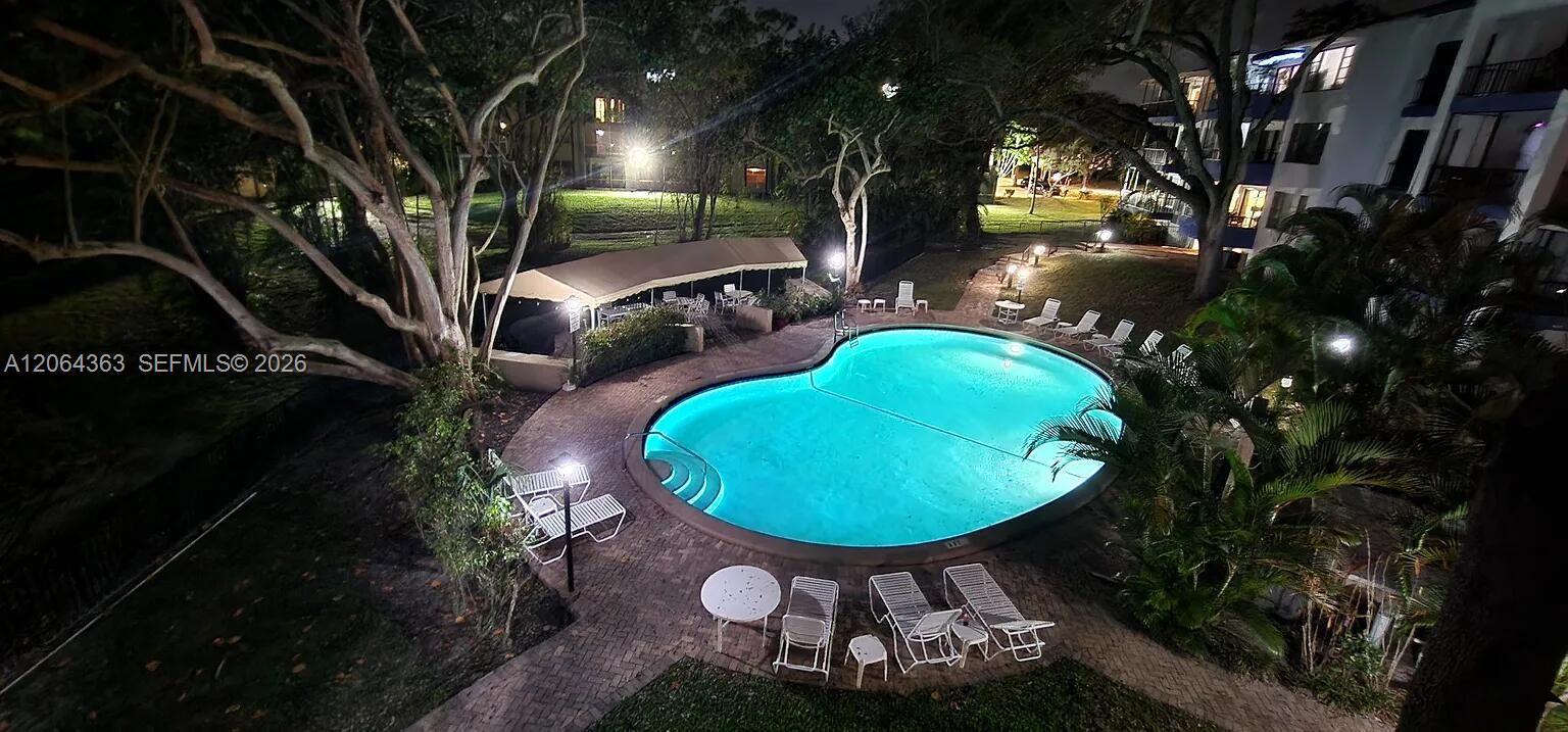 6060 S Falls Cir Dr # 313, Lauderhill FL 33319 photo 3