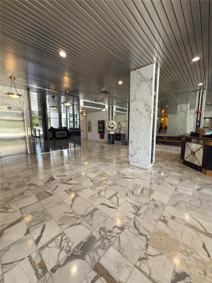 3675 N Country Club Dr # 109, Aventura FL 33180 photo 3