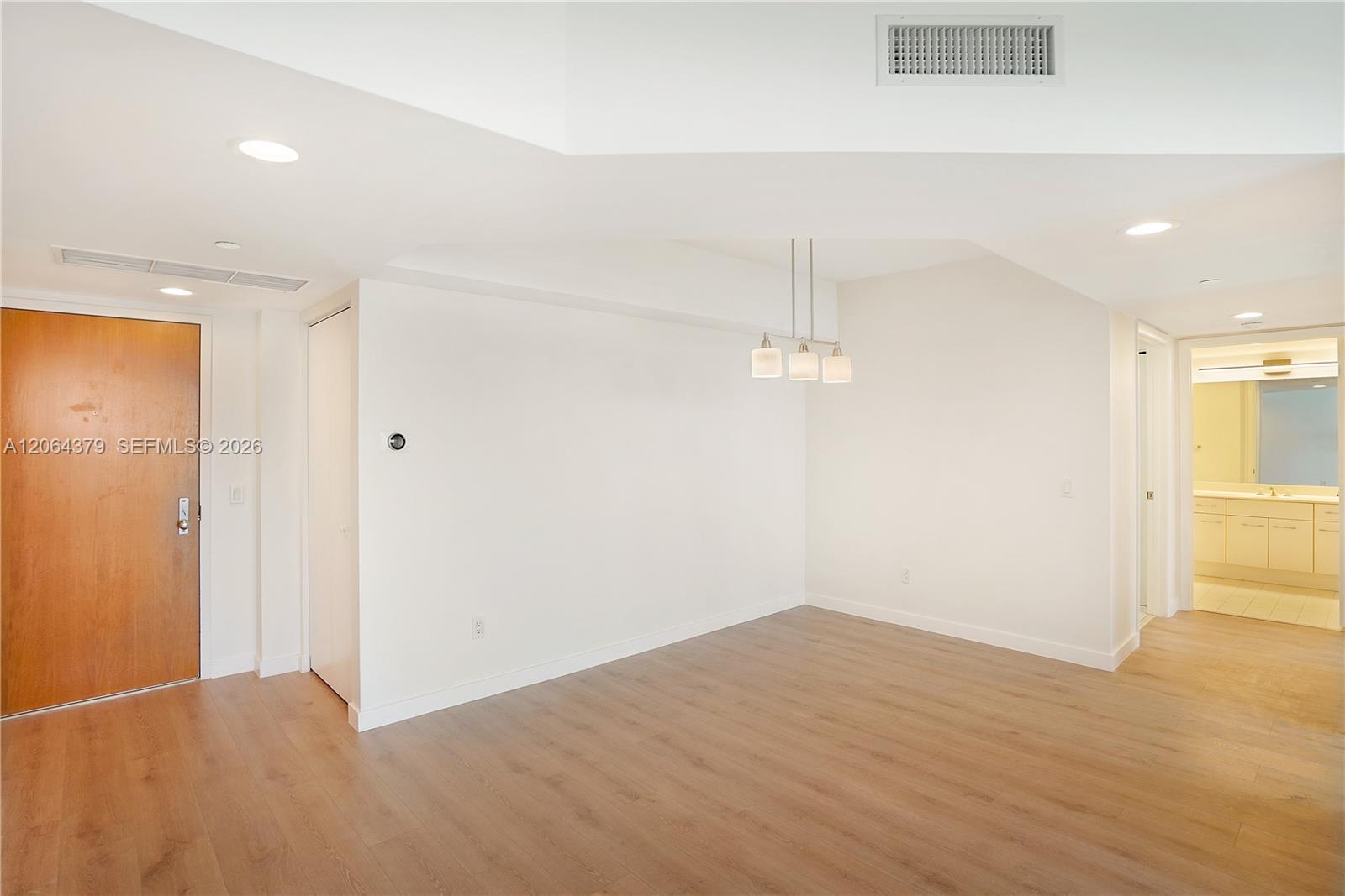 21205 Yacht Club Dr # 2604, Aventura FL 33180 photo 5