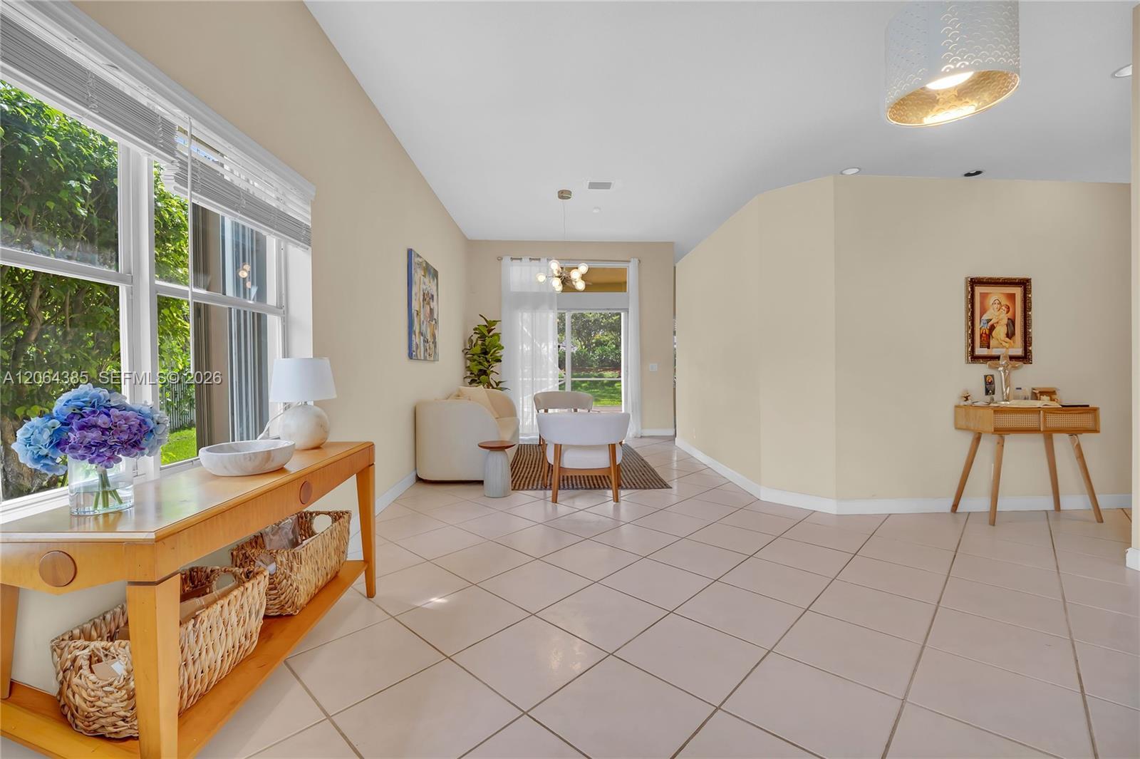 885 Tanglewood Cir # 885, Weston FL 33327 photo 3