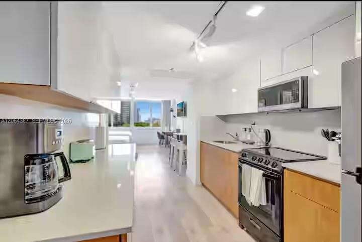 19201 Collins Ave # 540, Sunny Isles Beach FL 33160 photo 4