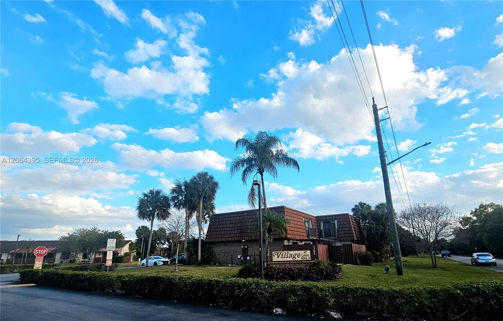 1201 SW 120th Way, Davie FL 33325 photo 2