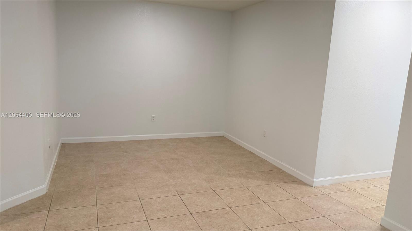 737 SE 37th Pl, Homestead FL 33033 photo 3