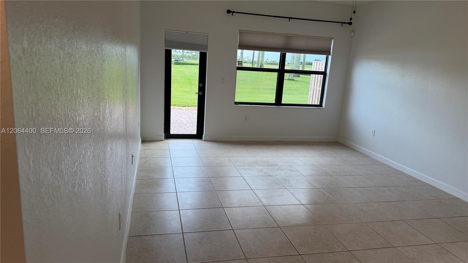 737 SE 37th Pl, Homestead FL 33033 photo 5