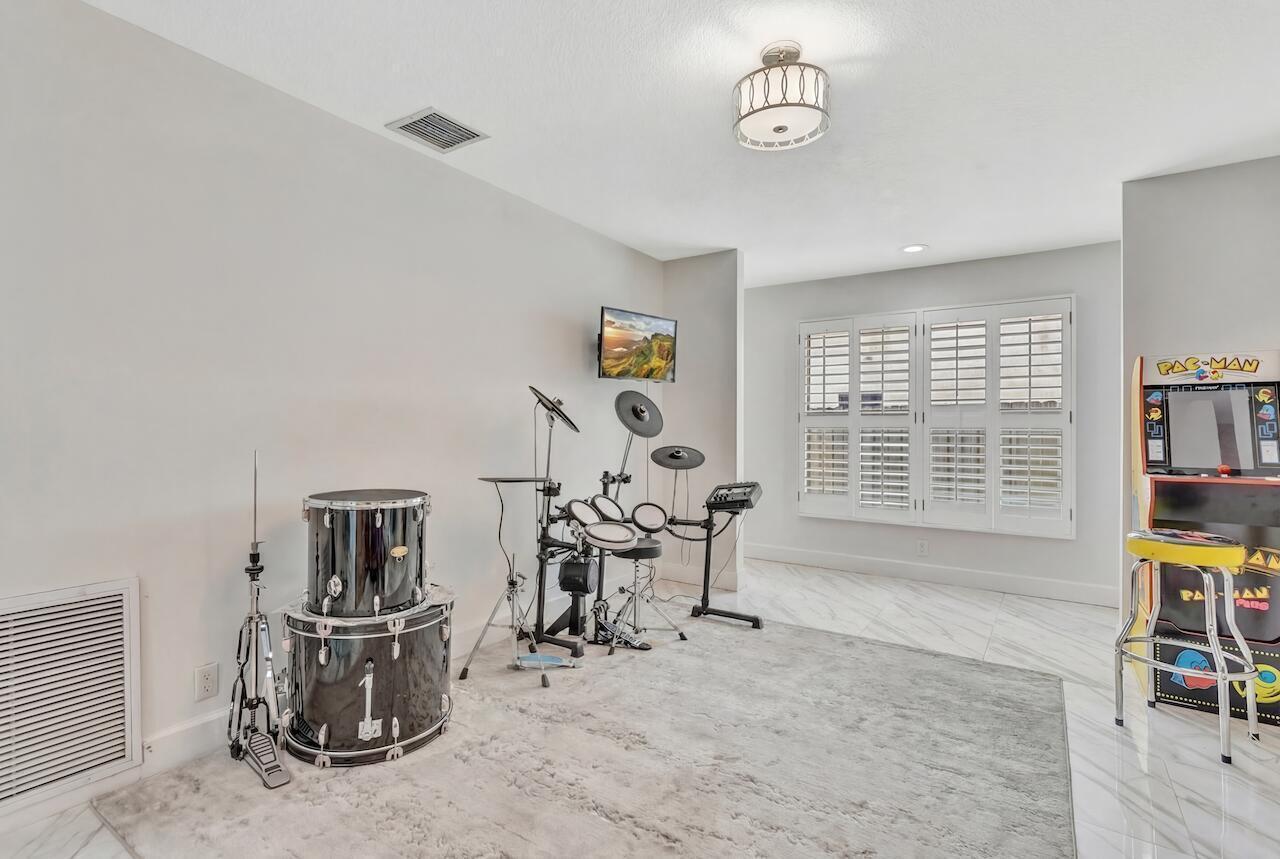 1280 NW 114th Avenue, Coral Springs FL 33071 photo 3
