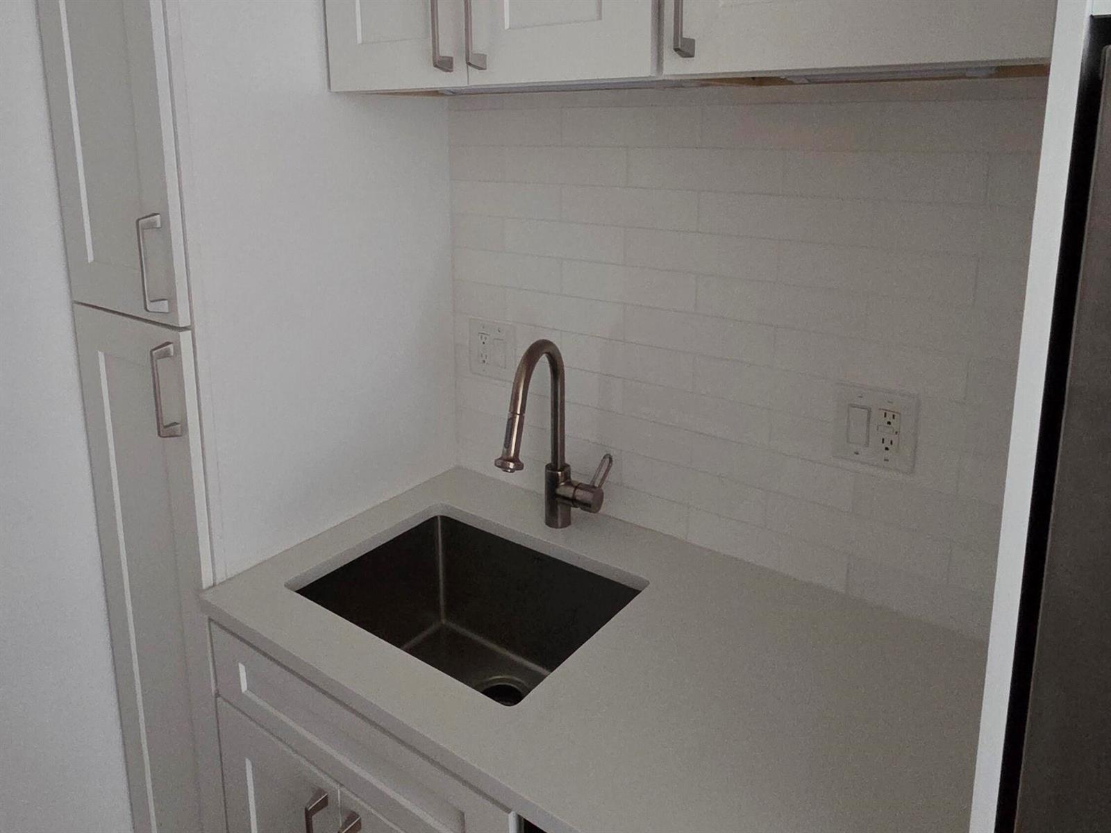 1001 SE 16TH Street # 7, Fort Lauderdale FL 33316 photo 2
