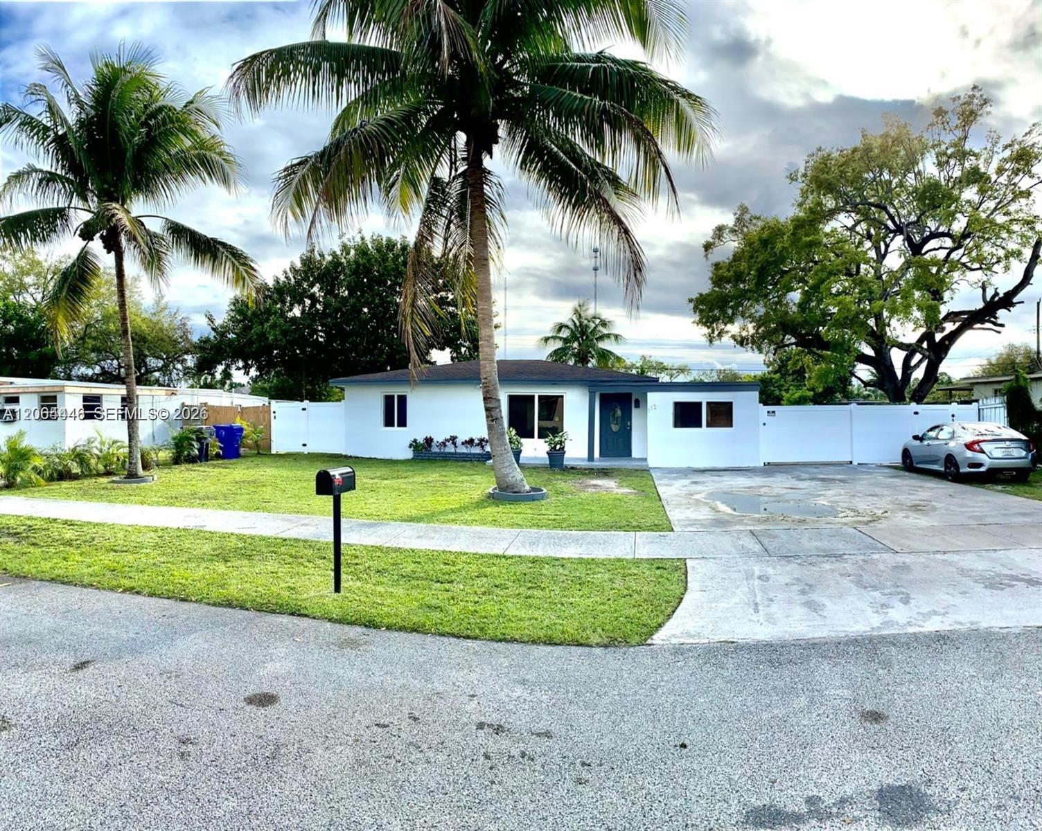 112 Ronald Rd, West Park FL 33023 photo 2