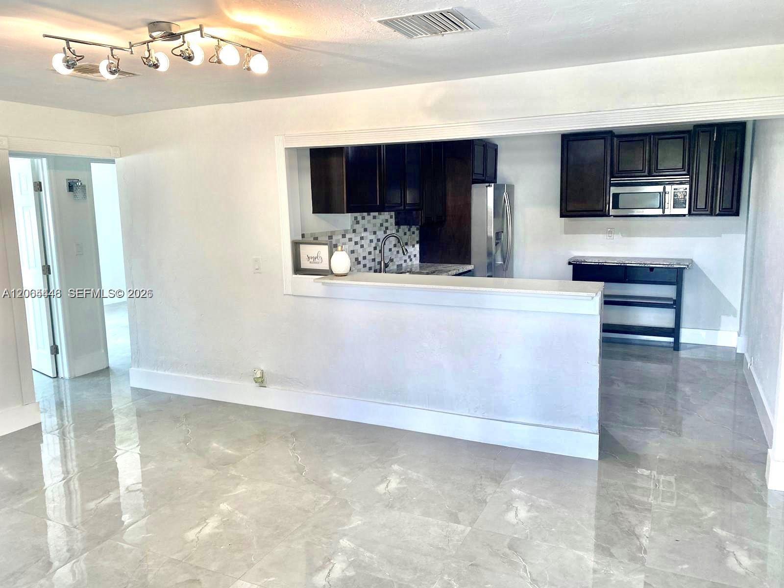 112 Ronald Rd, West Park FL 33023 photo 3