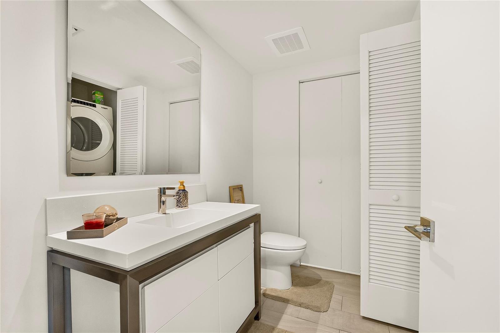 2000 METROPICA Way # 216, Sunrise FL 33323 photo 4