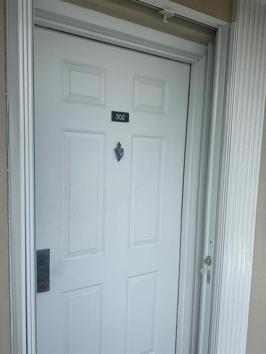 3507 VILLAGE Boulevard # 302, West Palm Beach FL 33409 photo 2