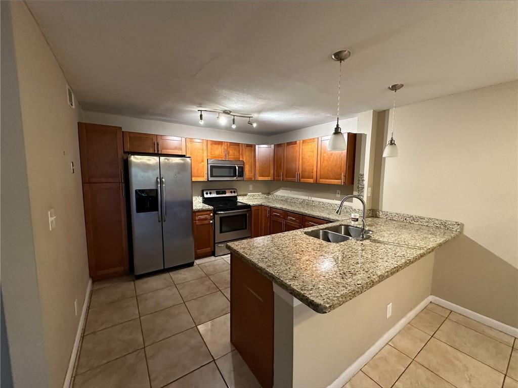 5614 BLUEBERRY Court # 173, Lauderhill FL 33313 photo 2