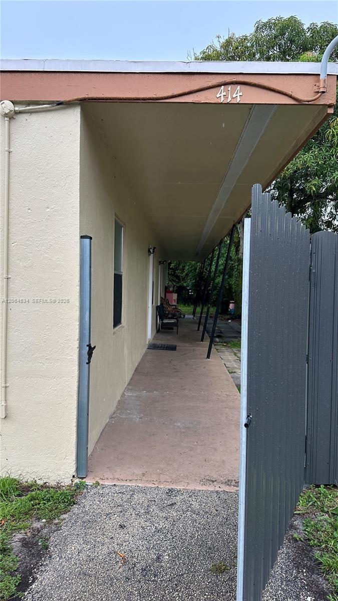 414 NW 15th Way # A, Fort Lauderdale FL 33311 photo 2