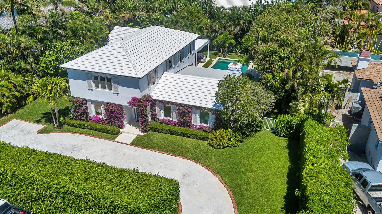 255 EL PUEBLO Way, Palm Beach FL 33480 photo 3
