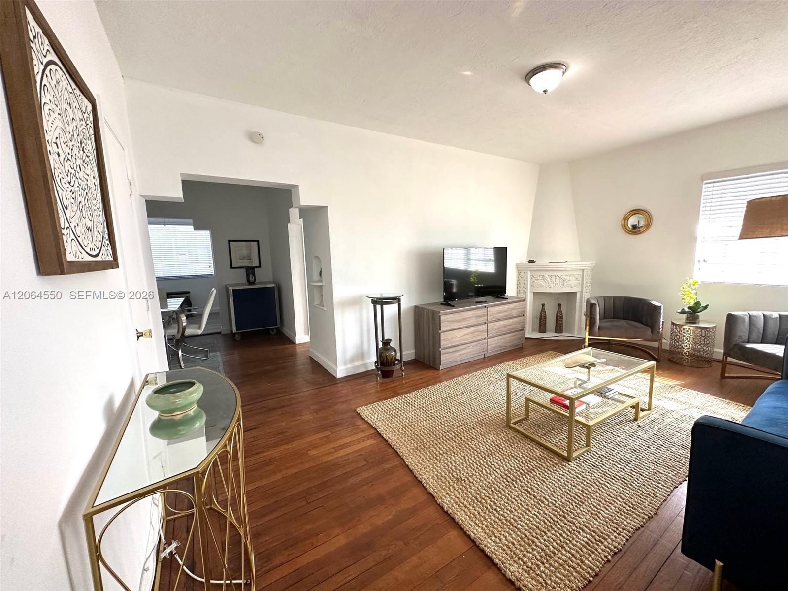 1309 Euclid Ave # 8, Miami Beach FL 33139 photo 3