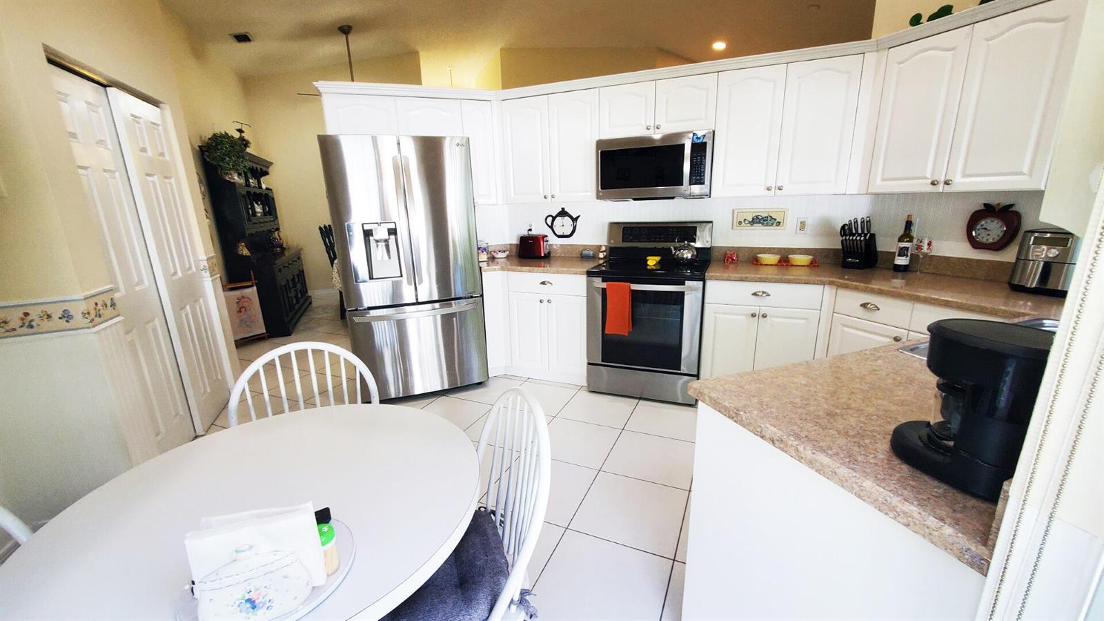 5403 NW 55th Terrace, Coconut Creek FL 33073 photo 5