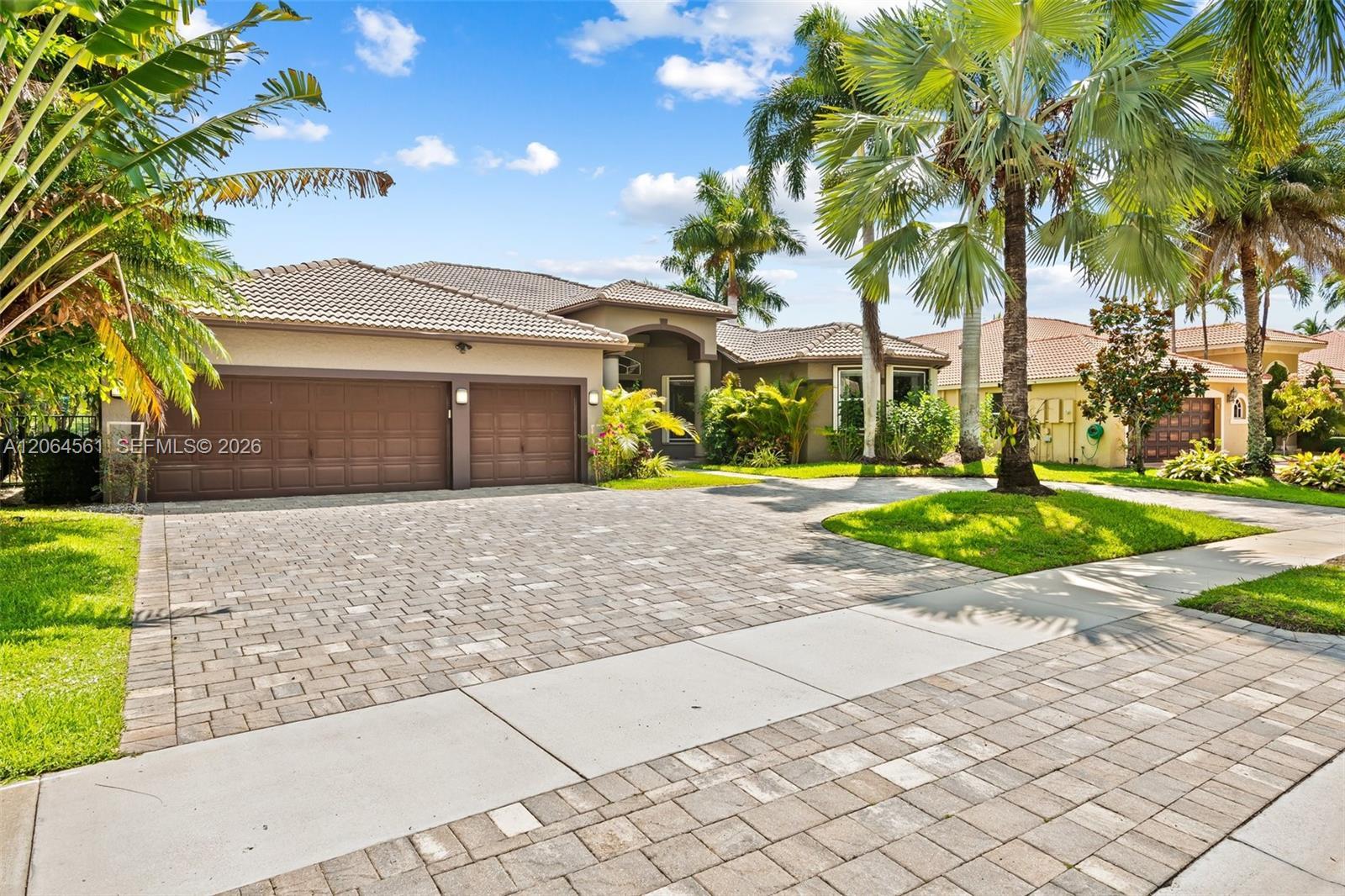 2498 Eagle Run Dr, Weston FL 33327 photo 4