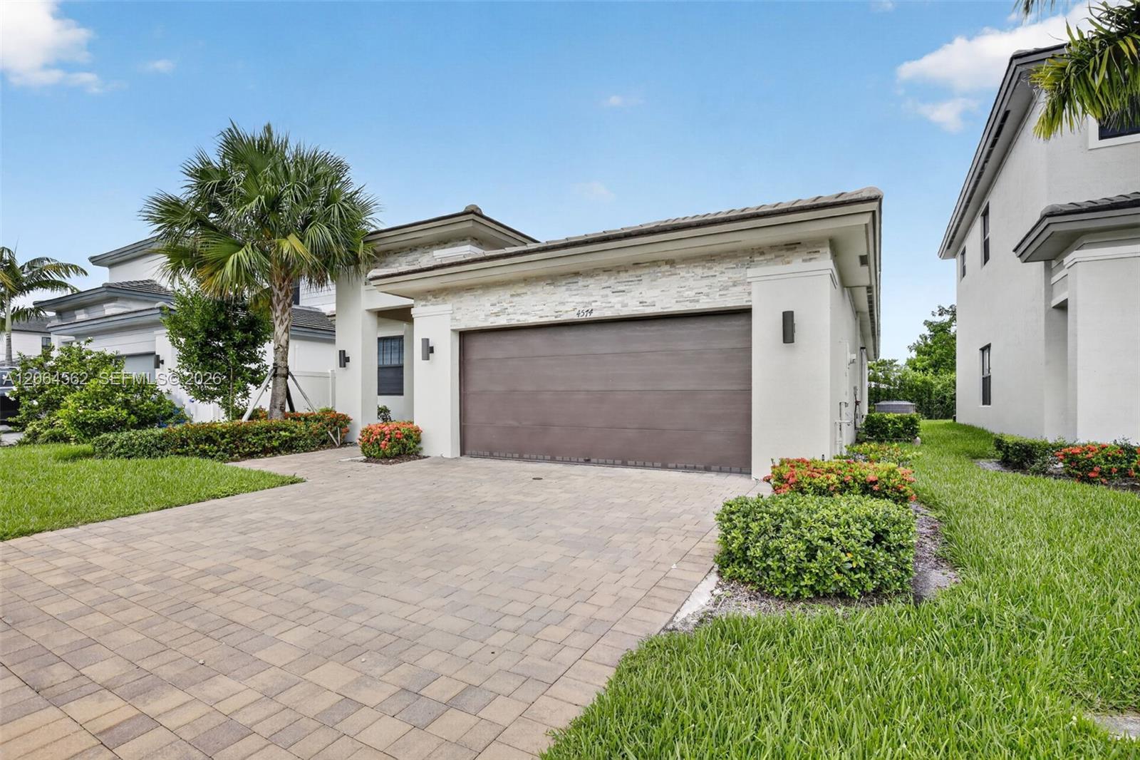 4574 SW 173rd Ave, Miramar FL 33029 photo 2