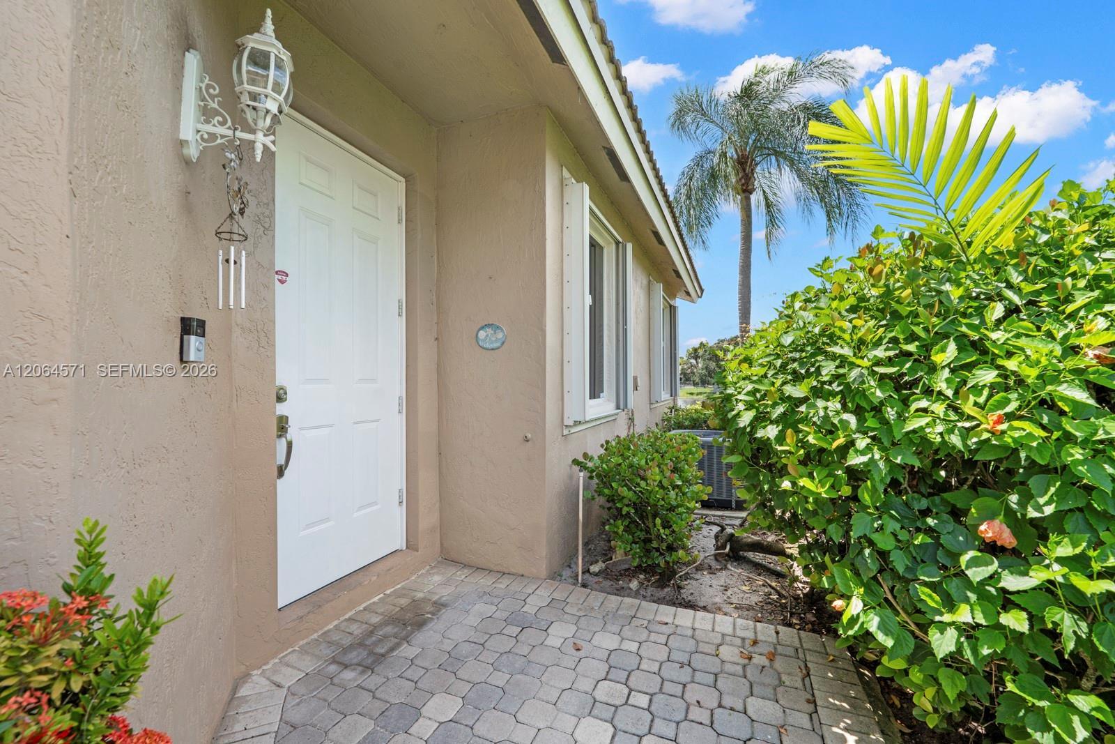 15890 SW 12th St, Pembroke Pines FL 33027 photo 4
